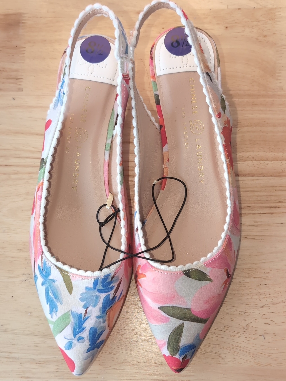 Chinese Laundry Pointed Toe Floral Slingback Flats Size 8.5 NWT